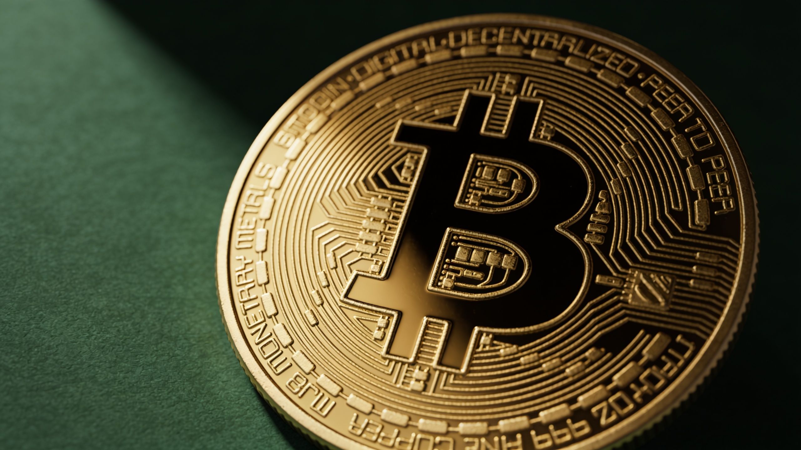 Reputed Crypto Analyst Expects BTC to Dip as Low as $79,000 Before Bull Market Pump Can