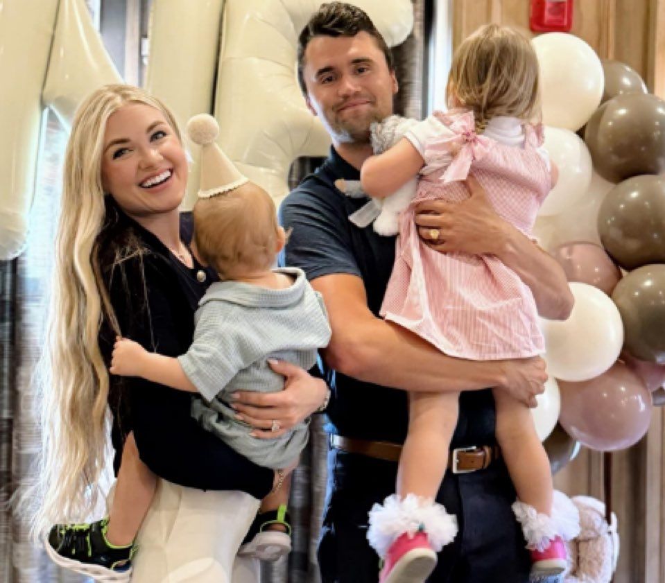 Preço de @charliekirk11