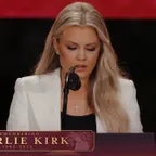 Máy tính và chuyển đổi @MrsErikaKirk (Erika Kirk)