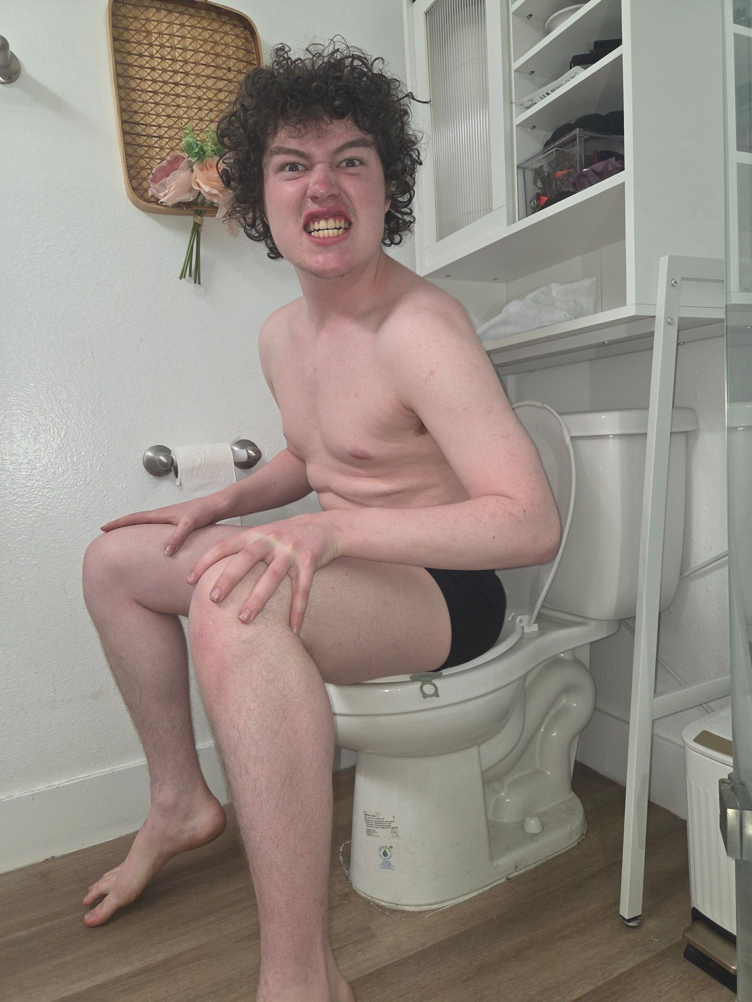 What is LIVE ON TOILET UNTIL 80M(shitcoin2)