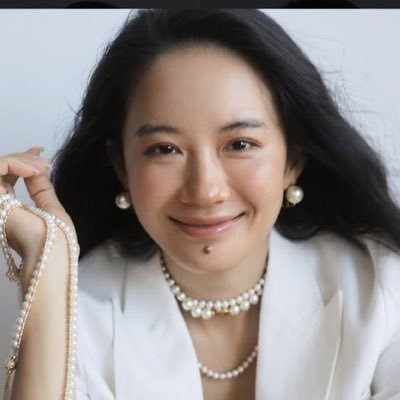 Comment vendre 客服小何 (客服小何)
