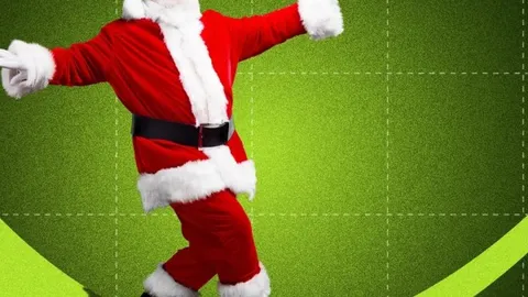 For the upcoming "Christmas rally," which is more worth looking forward to: bitcoin or gold?
