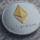 Desenvolvedores de Ethereum recebem mais de 50% abaixo do mercado, aponta relatório