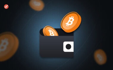 Из трех кошельков переместили 10 603 BTC после нескольких лет тишины