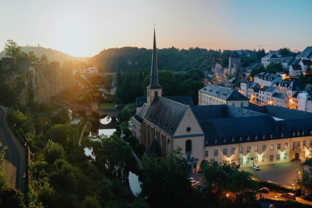Le Luxembourg met 1 % en BTC et ETF crypto : signal historique pour l’Europe financière image 1