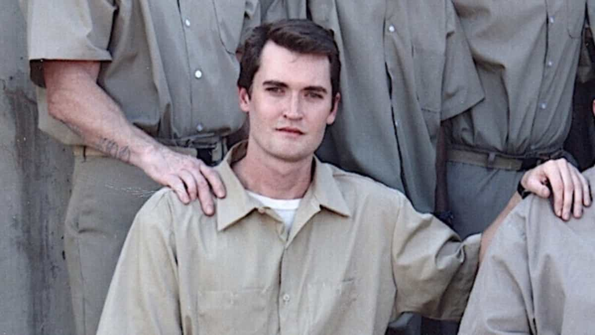 Trump assina ordem executiva para perdoar Ross Ulbricht