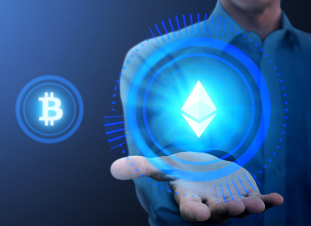 巨鲸动向追踪:BlackRock 在16 天内增持 12,272 枚 $BTC