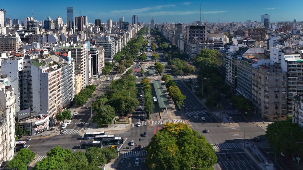 Payer ses impôts en Bitcoin et en altcoins ? Buenos Aires innove dans le Web3 image 1