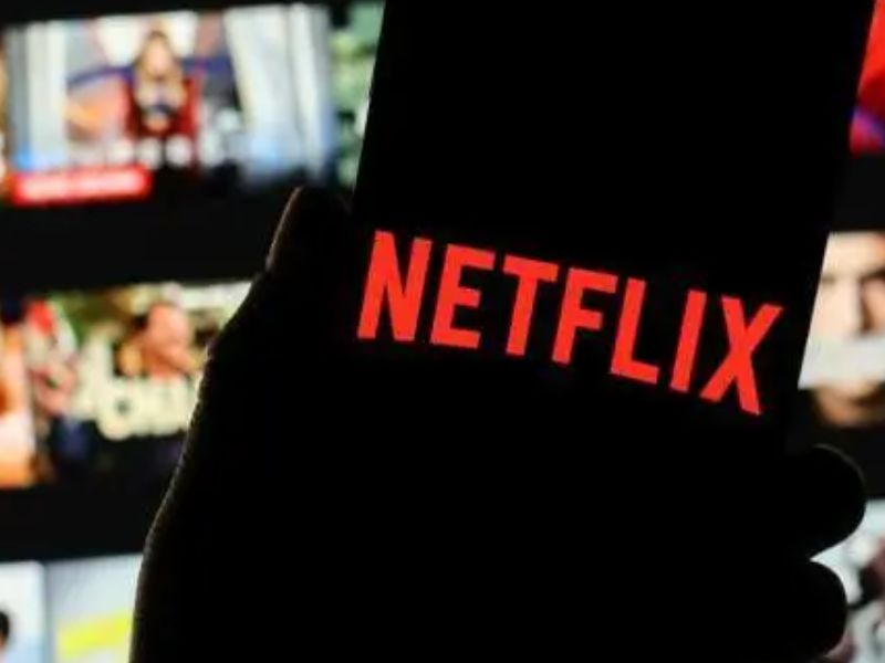 美股异动 | 宣布以827亿美元收购华纳兄弟探索 奈飞(NFLX.US)盘前跌超4%