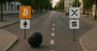 BlackRock descarta ETFs de XRP y SOL a pesar de cierre del caso Ripple-SEC