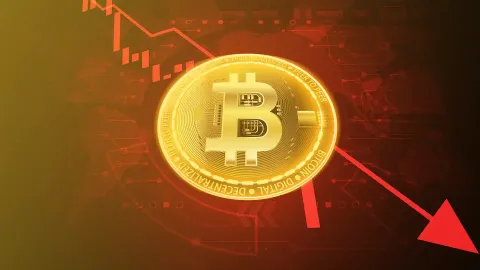 Bitcoin cae mientras los vendedores en corto intervienen