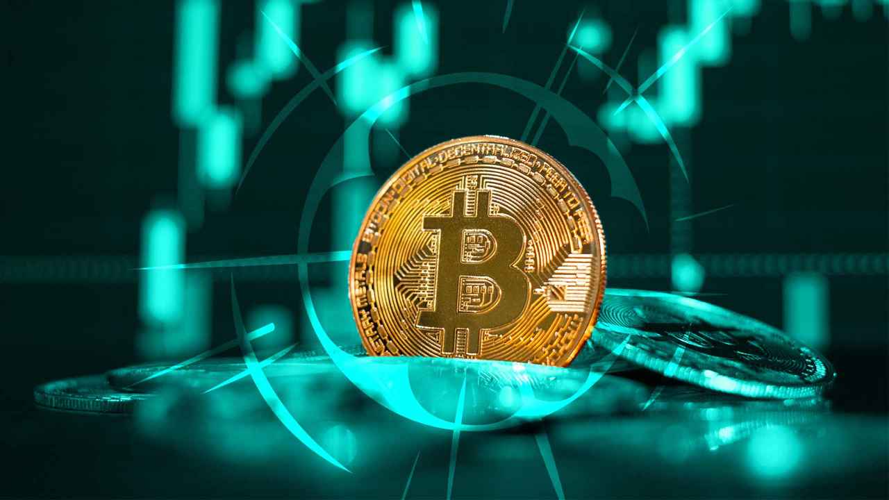 FOMC rate cuts loom as Bitcoin holds above $109,500 EMA