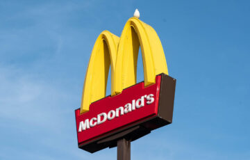 マクドナルド、株主によるビットコイン投資提案を拒否=SECはこれを支持