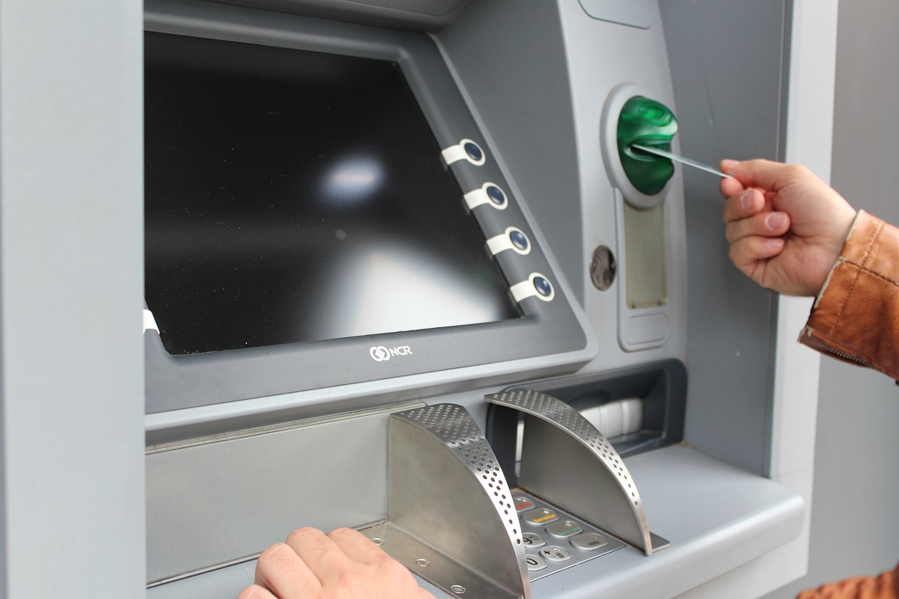 Các nhà lập pháp Hoa Kỳ kêu gọi các nhà khai thác ATM tiền điện tử hàng đầu trấn áp gian lận