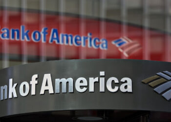 美銀開綠燈！允許理財顧��問「主動推薦」配置比特幣、首波鎖定 4 檔 ETF