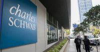 Charles Schwab planea lanzar trading de cripto en spot en los próximos 12 meses, dice el CEO