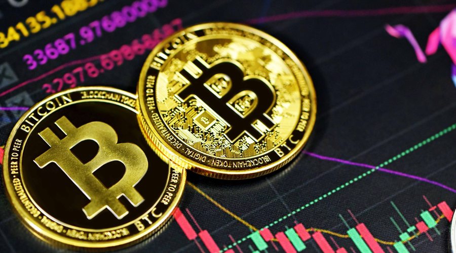 Bitcoin and Dogecoin Price Push: Crypto Euphoria Creates a Bullish Barbell image 0