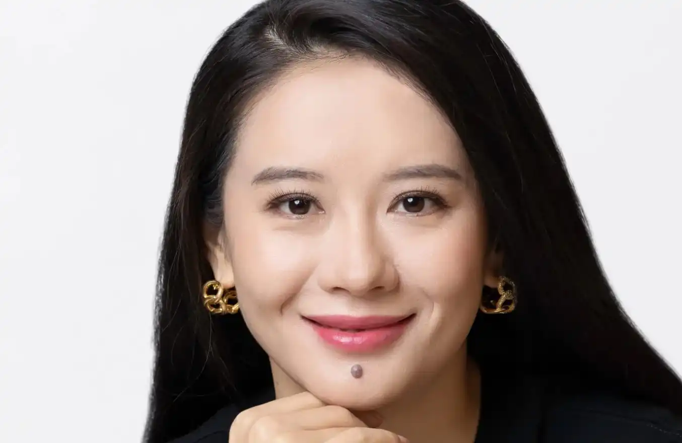 煤油燈下走出的加密領袖：何一的逆襲人生與加密帝國守護戰