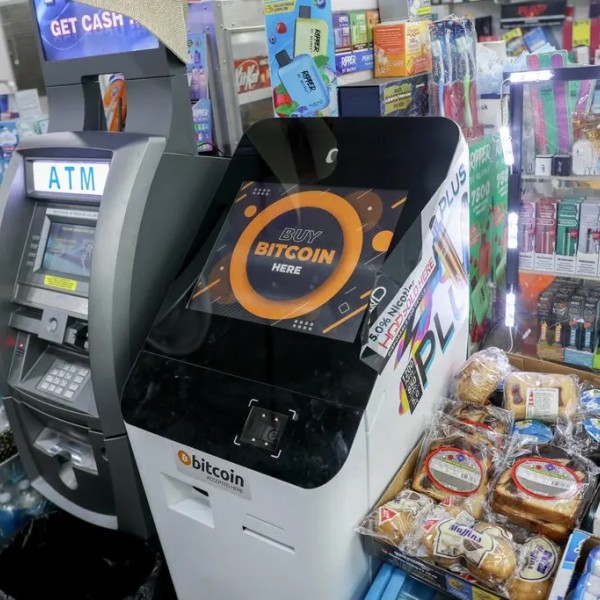 Крипто-банкоматы стали новым инструментом мошенничества: 28 000 точек по всей Америке, за полгода украдено 240 миллионов долларов.