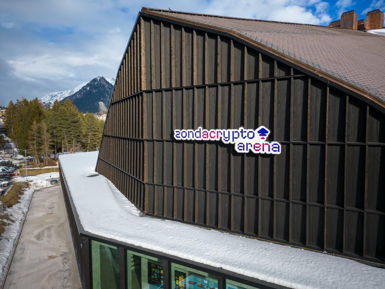 HC Davos ice stadium officially becomes zondacrypto Arena image 0