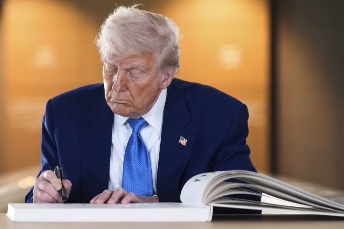Trump có thể sa thải Cook không? Đây là câu trả lời từ giới luật sư