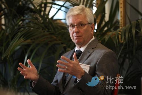 川普美联储现场’逼宫’，鲍威尔：已读不回！ image 6