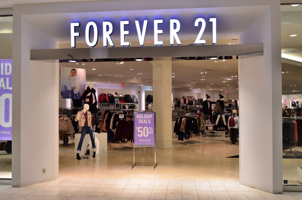 Forever 21 不敵 Shein 和 Temu 與整體經濟低迷影響,客流量崩跌,再度申請破產重整 image 0