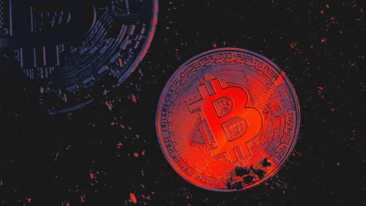 I fondi ETF spot su bitcoin negli Stati Uniti registrano deflussi record per un valore di 1 miliardo di dollari