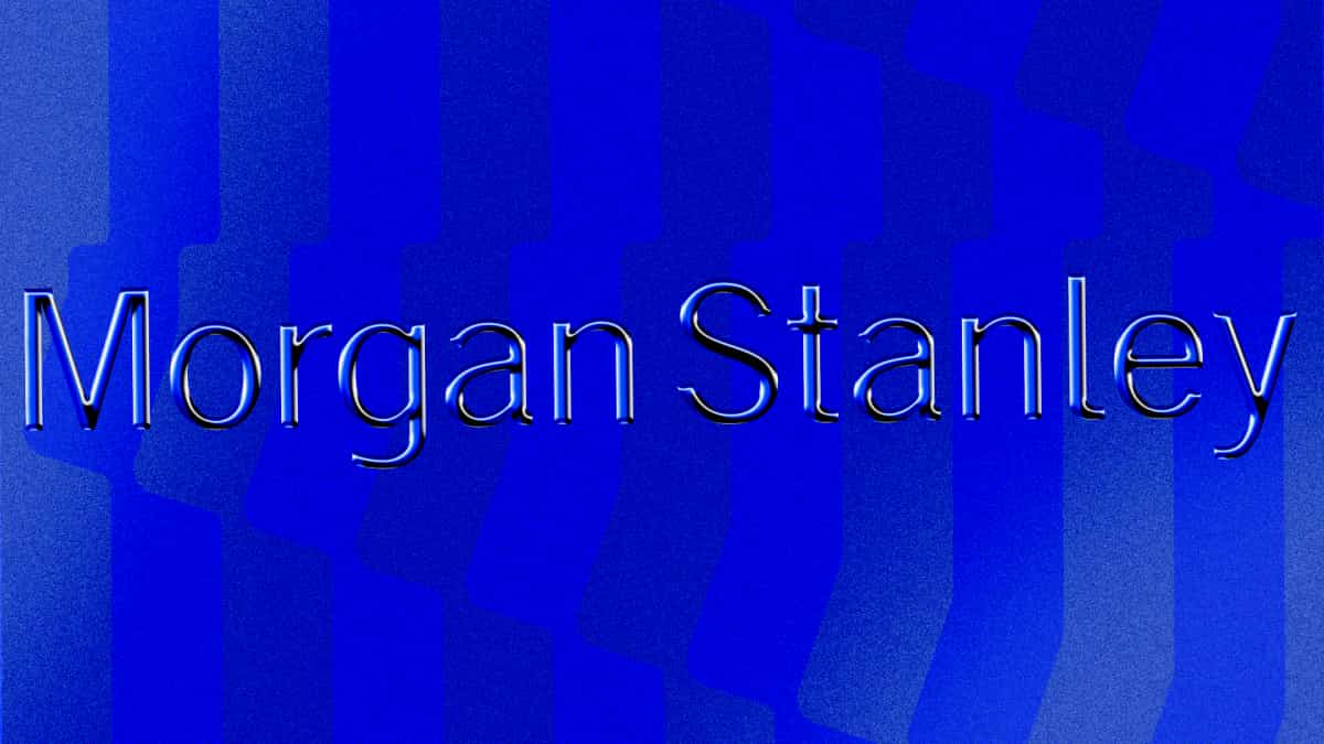 Morgan Stanley fissa un limite del 4% alle criptovalute nei portafogli "opportunistici", allineandosi con BlackRock e Grayscale