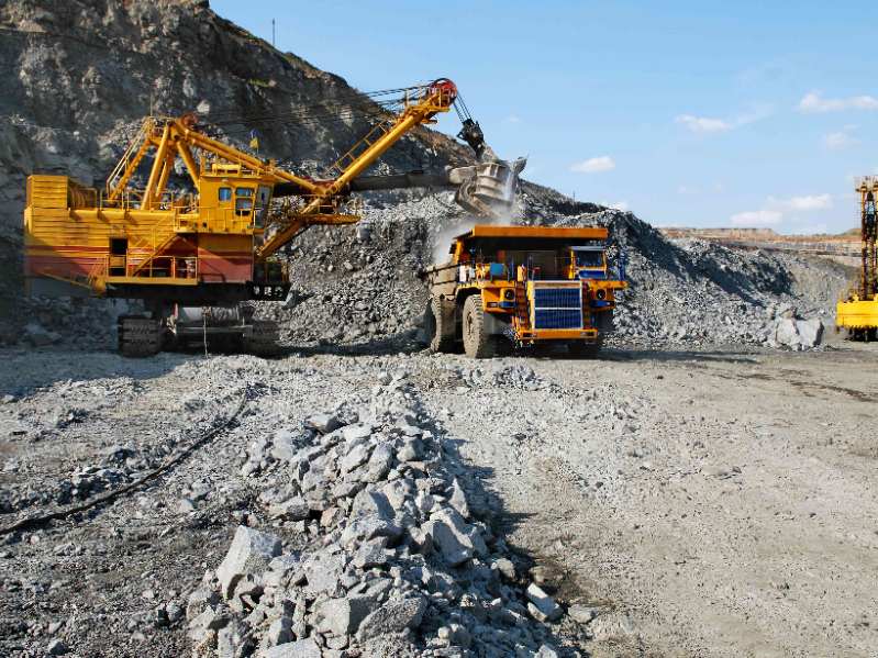必和必拓(BHP.US)Q1铁矿石产量逊预期但看好需求韧性 铜产量增长4%成新支柱