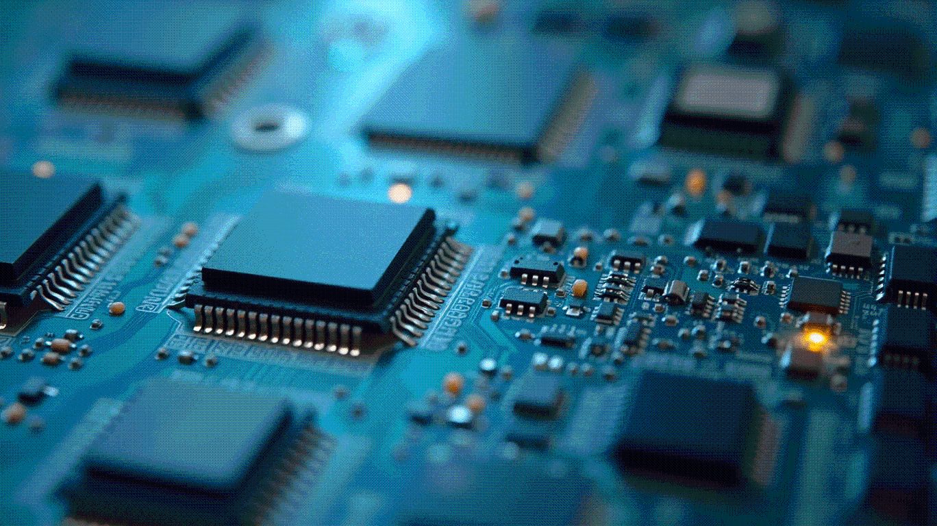 Ethereum's August 2025 Correction: A Calculated Entry Point Amid Macroeconomic Tailwinds and Network Evolution