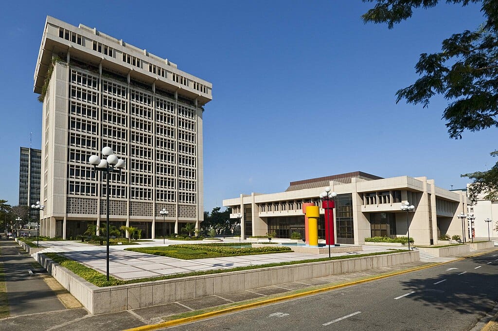 Dominican Republic’s Top Financial Regulator Issues Crypto Warning image 1