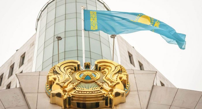 Казахстан выпустил стейблкоин Evo в сотрудничестве с Solana и Mastercard