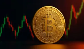 Bitcoin sa isang sangandaan habang nagbabala ang mga analyst tungkol sa panganib ng retail liquidation