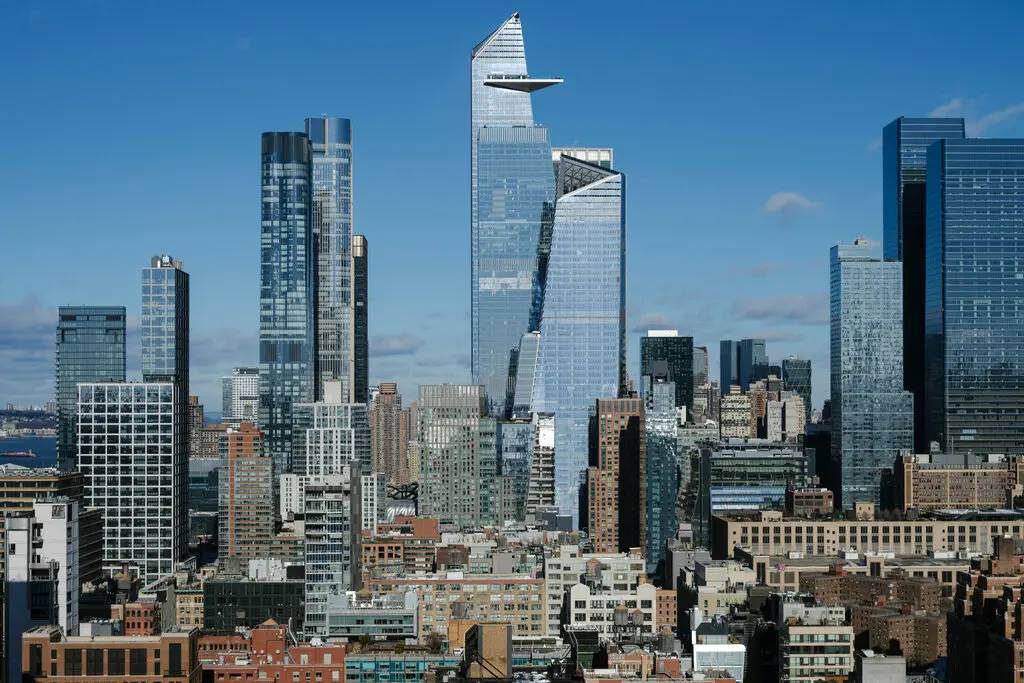 Millionaires flock to renting, marking a major shift in American wealthy living preferences image 0