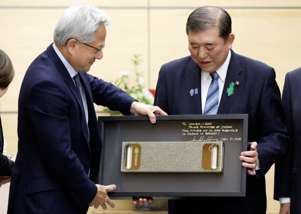 黃仁勳拜會石破茂!日本透露 440 億鎂 AI 能源計畫,擺脫核災陰影 image 0