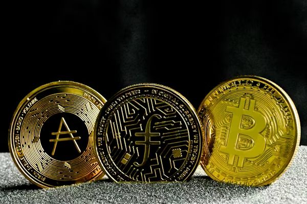 Polygon Eyes $0.29 Breakout, Litecoin Fights $108 Support While BlockDAG’s Miner Shipments and $396M Raise Lead the Charts