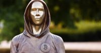 Las tenencias de Satoshi Nakamoto disminuyen $4.9 mil millones en las últimas 24 horas, ahora con $118 mil millones