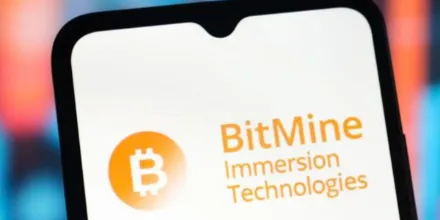 BitMine investe ancora pesantemente acquistando 70.000 ETH! La sua posizione supera il 3% della circolazione totale della rete. Tom Lee: Nel peggiore dei casi Ethereum scenderà solo a 2.500 dollari.