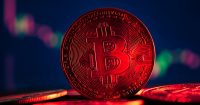 Bitcoin cae bajo los $100K, desencadenando $117M en liquidaciones largas en una hora