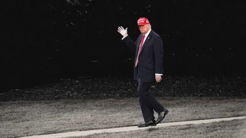Мемкойн Трампа подскочил на 8% несмотря на давление со стороны разблокировки токенов