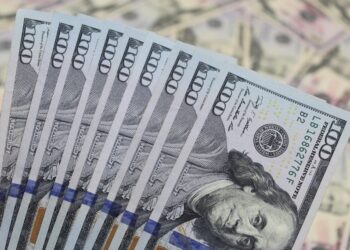 El dólar se ha depreciado un 10% desde que inició el año