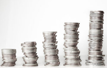 カザフスタン、最大3億ドルの仮想通貨投資を検討