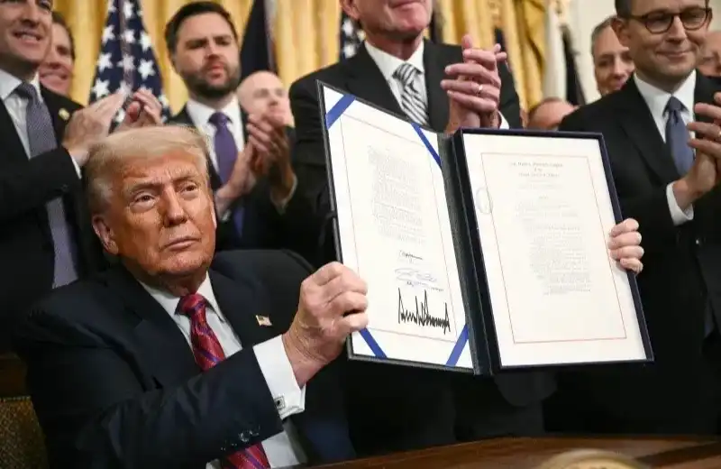 Đối tác của Pantera: Ba đòn nặng nề trong "Tuần lễ tiền điện tử" tại Washington, liệu quyền bá chủ tiền điện tử của Hoa Kỳ đã được bảo đảm?