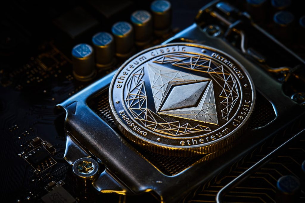 ETH à 10 000 dollars ? Les réserves stratégiques ethereum joueront un rôle majeur