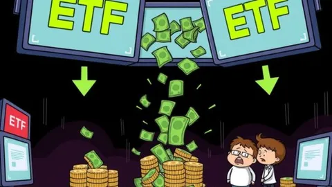 Spot Bitcoin ETFs Face Massive $323.73M Outflows: What’s Next?