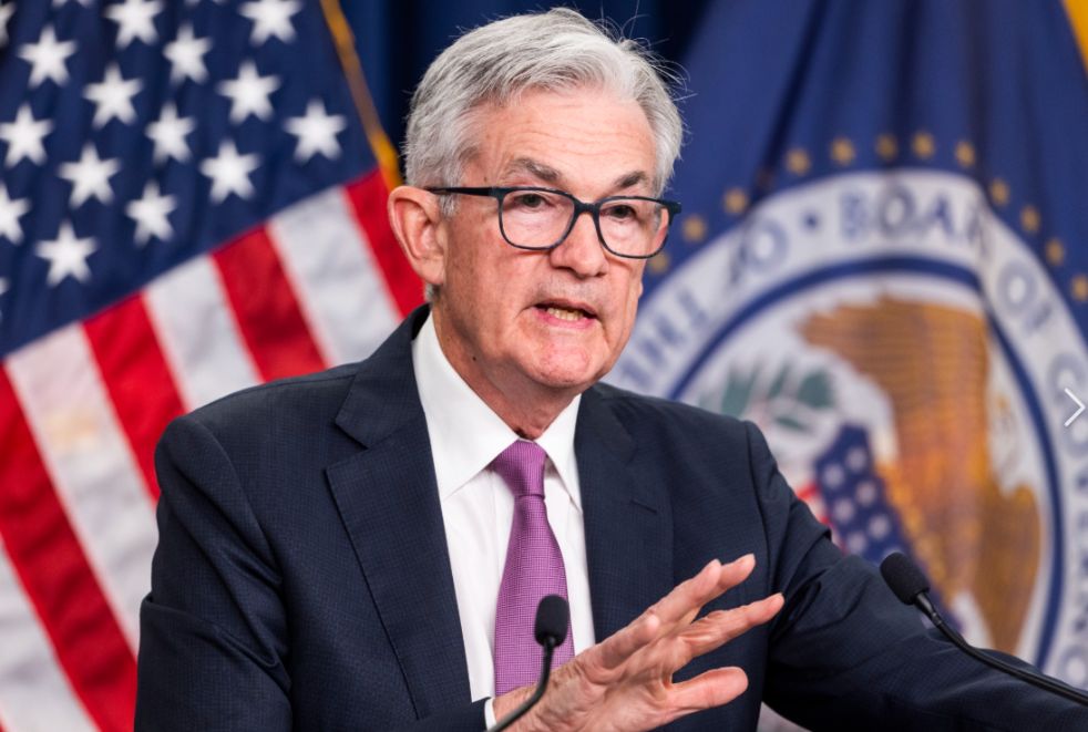 La Fed réduit ses taux de 25 points de base mais adopte un ton hawkish, entraînant une chute généralisée du marché des cryptomonnaies. image 0