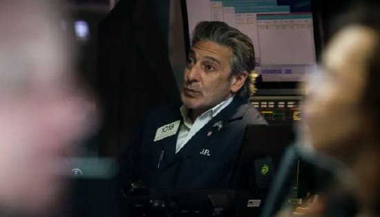 盘前：纳指期货跌1.28% “大空头”做空英伟达 image 0