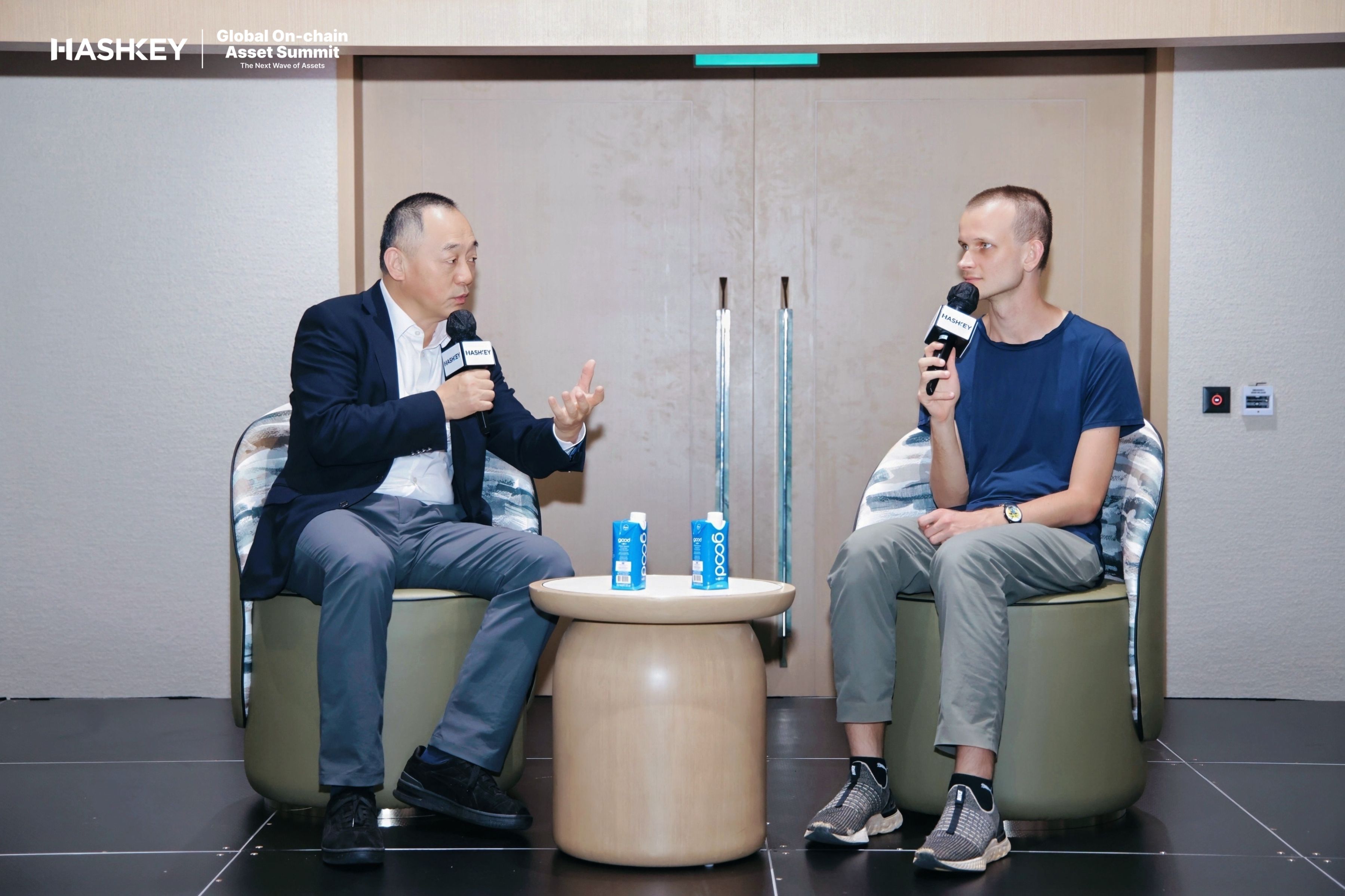 TOKEN2049 肖风对话 Vitalik ：低风险 DeFi 趋于成熟，ZKID 或将催生新型融资模式 image 0