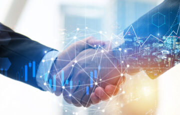 ChainlinkとChainalysis提携、オンチェーンコンプライアンス監視を開始